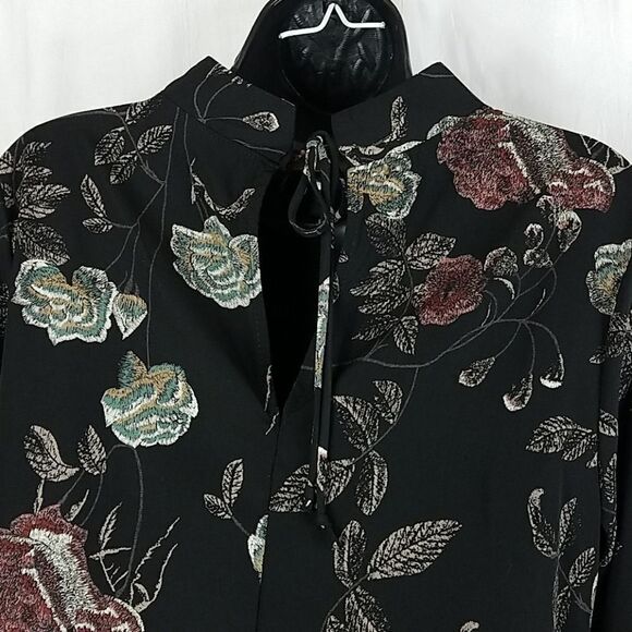 Gilli Choker Black Vintage Floral Cut Out Flare Sleeve Mini Dress Size Medium - Picture 3 of 6